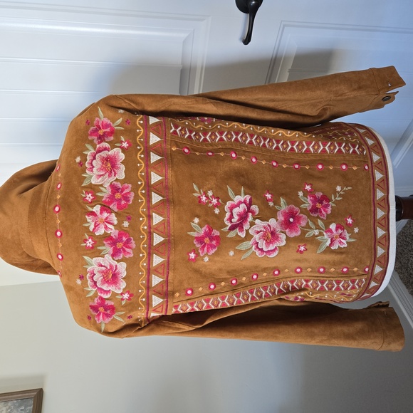 SAVANNAH JANE MEDIUM SUEDE EMBROIDERED JACKET - Picture 10 of 11